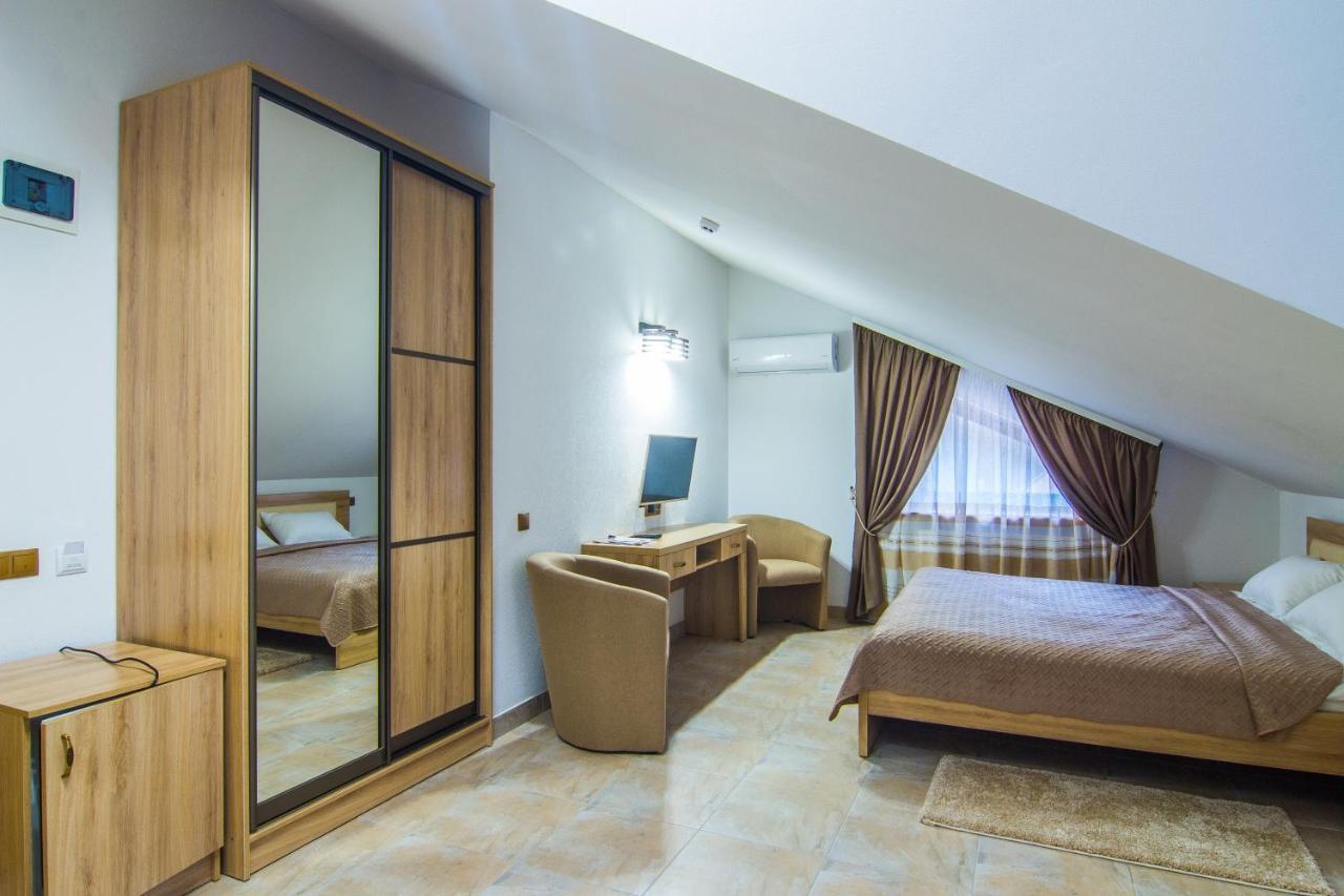 Мисливець В Комплексі "Сокіл" Hotell Susk Eksteriør bilde