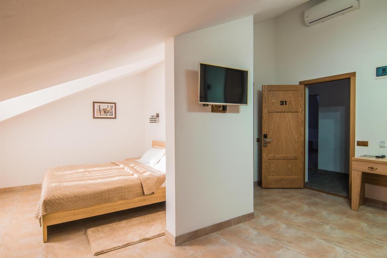 Мисливець В Комплексі "Сокіл" Hotell Susk Eksteriør bilde
