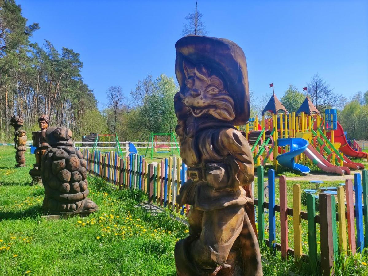 Мисливець В Комплексі "Сокіл" Hotell Susk Eksteriør bilde